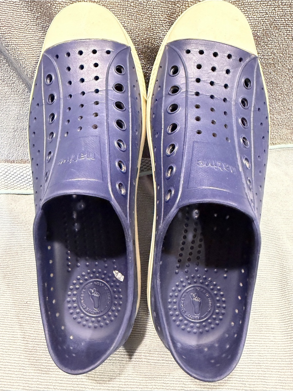 Native Men's Slip-On Sneakers in blue and Cream